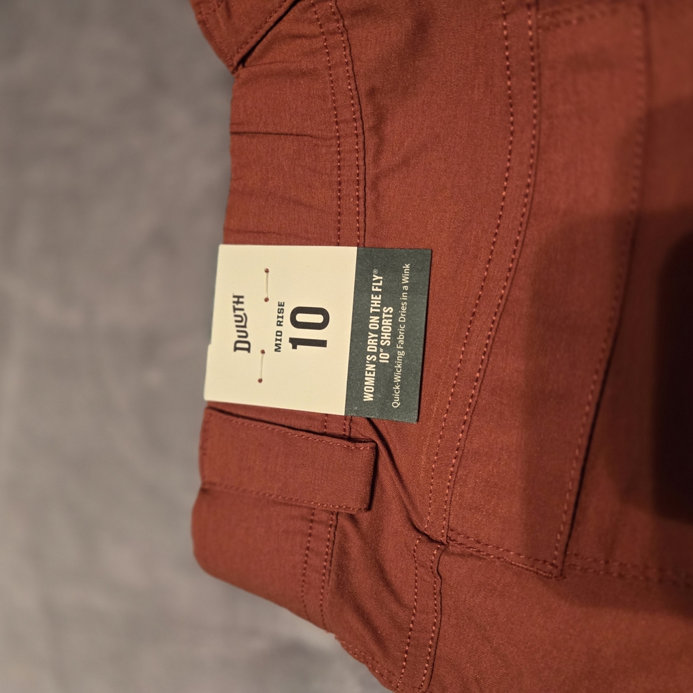 Duluth Trading Co Women's Shorts - Rust
